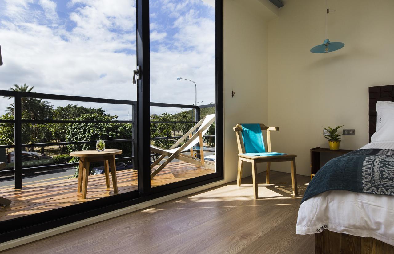 Haku Beach Days Inn Nanwan Exterior foto