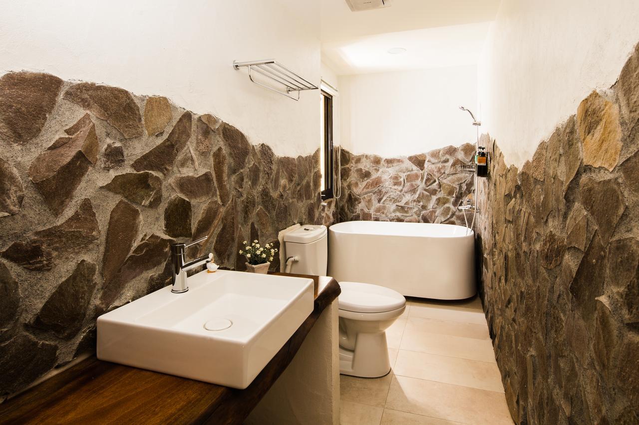 Haku Beach Days Inn Nanwan Exterior foto